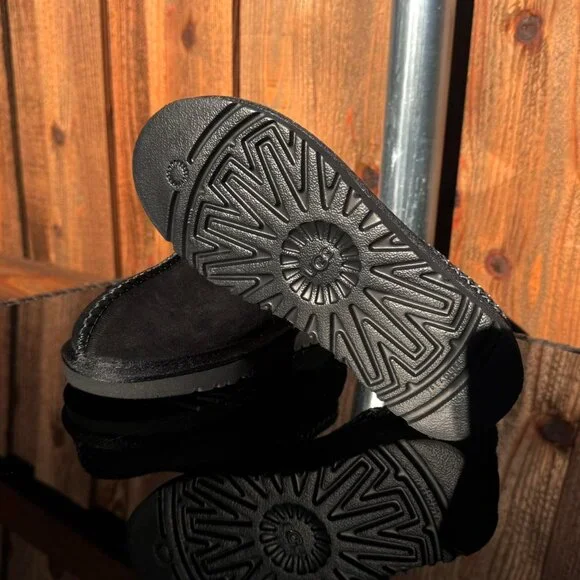 Ugg Tasman Black Men Size 10 - Picture 3 of 4